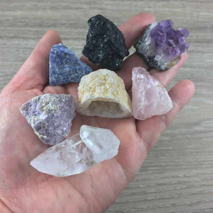 7 Wonders - Rough Crystals Gemstone Set - Agate Geode, Amethyst Cluster, Rose Quartz, Clear Quartz, Sodalite, Lepidolite, Black Tourmaline
