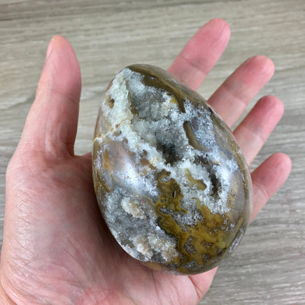 STUNNING!  3.25" Handcarved Agate Druzy Egg with Druzy - SPARKLING CRYSTALS -Expert Craftsmanship