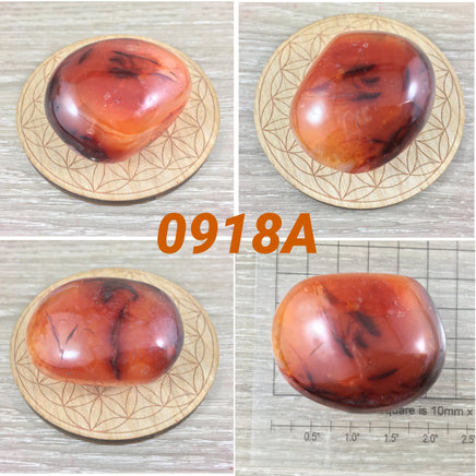 BIG Carnelian Palm Stone / Massage Stone - Premium Quality!  - Polished Crystal - *COURAGE* - *CONFIDENCE* - Reiki Energy