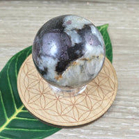 1.5" Garnet Sphere (4.97 oz) - Hand Carved, Polished - *STRENGTH* - *SECURTIY* - Reiki Healing